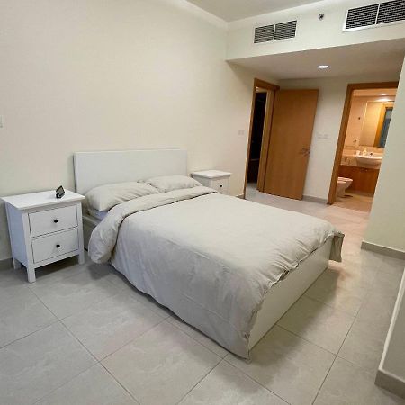 Metro Premium Location Spacious 2 Bedroom Apartment Right Next To The Metro 두바이 외부 사진