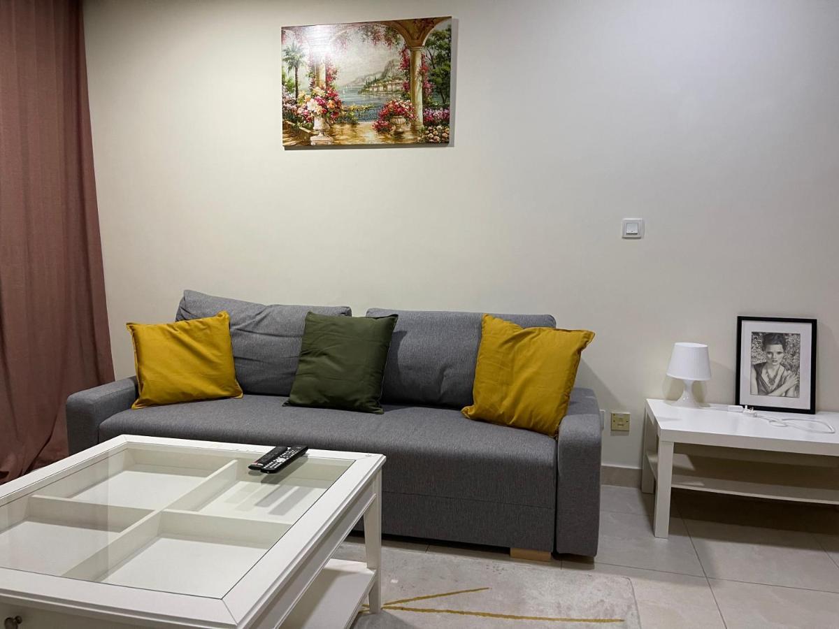 Metro Premium Location Spacious 2 Bedroom Apartment Right Next To The Metro 두바이 외부 사진