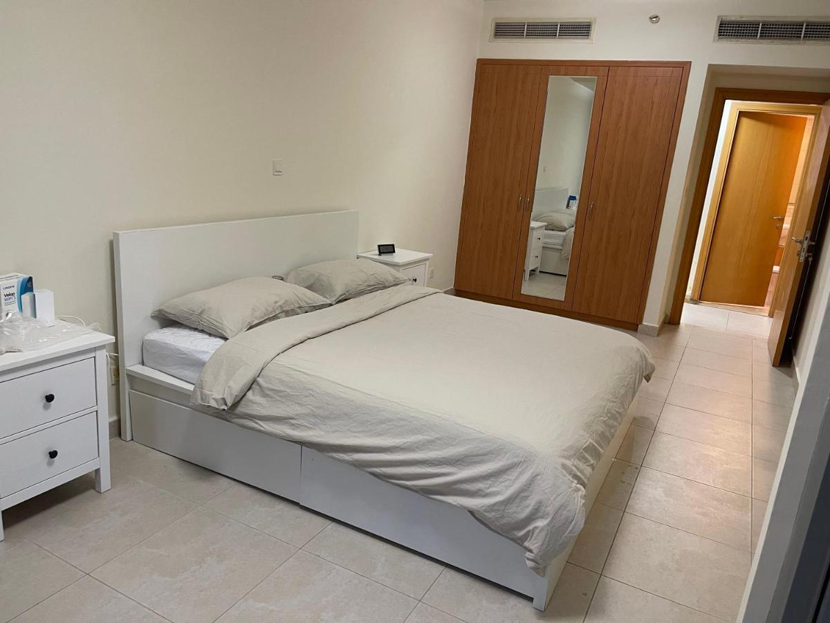 Metro Premium Location Spacious 2 Bedroom Apartment Right Next To The Metro 두바이 외부 사진